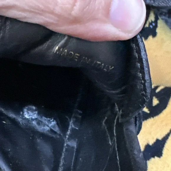 Louis Vuitton Suede Driving Loafers Men's 6.5 Black LV Hardware Made Italy - Picture 15 of 16